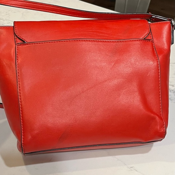 Vera Bradley Red Crossbody Bag - Picture 6 of 6